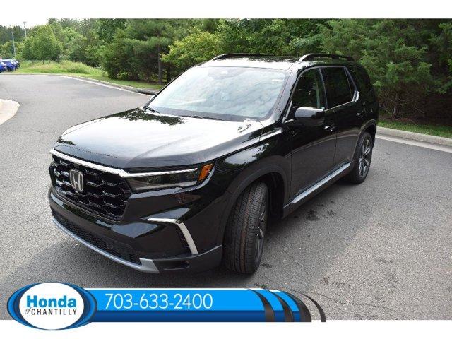 new 2025 Honda Pilot car, priced at $54,530