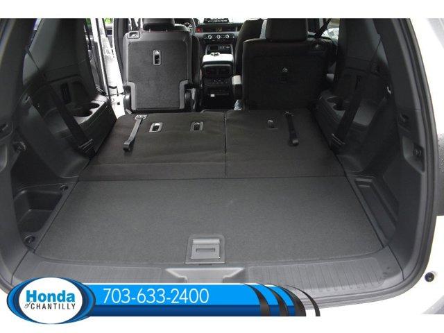 new 2025 Honda Pilot car, priced at $51,305
