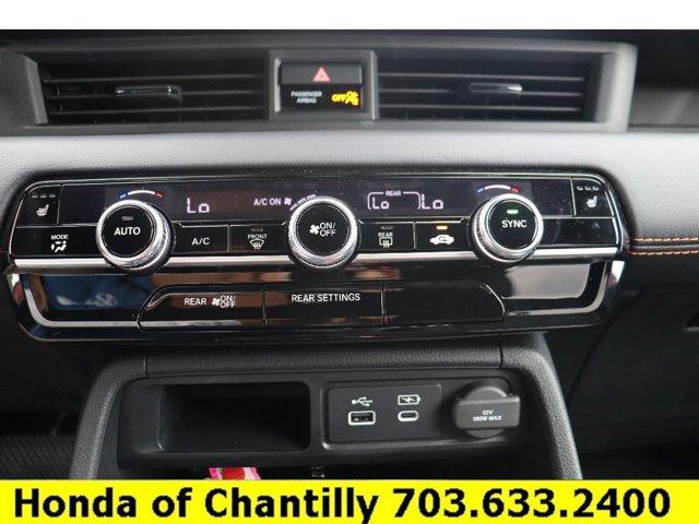 used 2025 Honda Pilot car, priced at $41,312