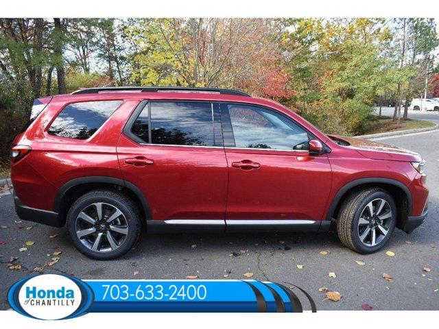 new 2025 Honda Pilot car, priced at $51,550