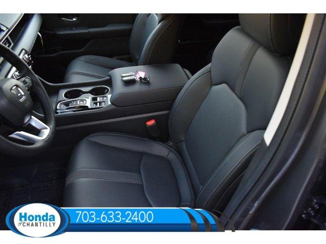 new 2025 Honda Pilot car, priced at $51,095