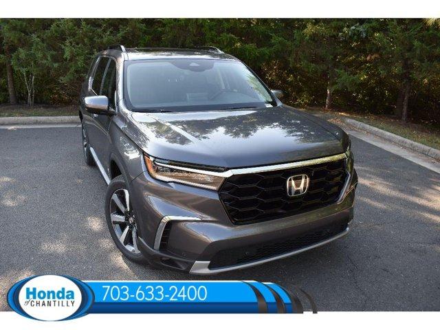 new 2025 Honda Pilot car, priced at $51,095