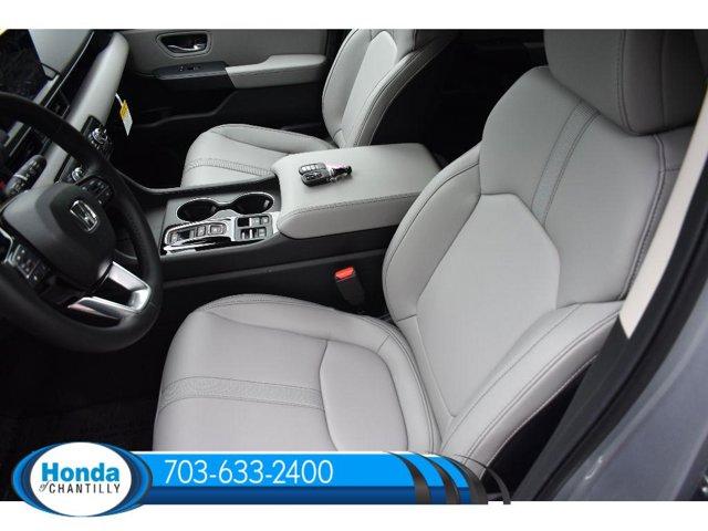 new 2025 Honda Pilot car, priced at $51,095