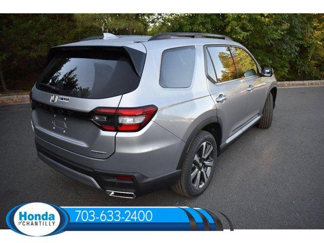 new 2025 Honda Pilot car, priced at $51,095