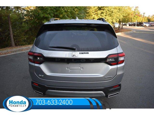 new 2025 Honda Pilot car, priced at $51,095