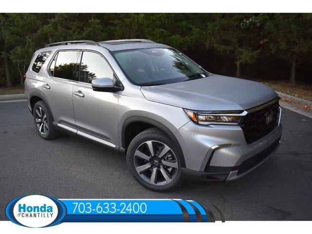 new 2025 Honda Pilot car, priced at $51,095