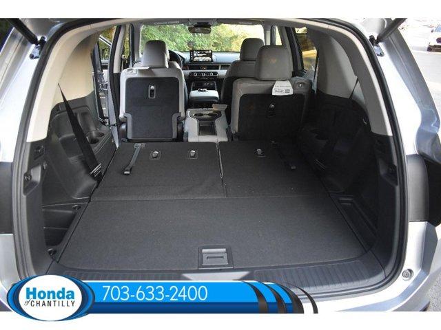 new 2025 Honda Pilot car, priced at $51,095