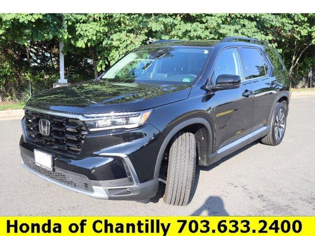 used 2025 Honda Pilot car, priced at $45,750