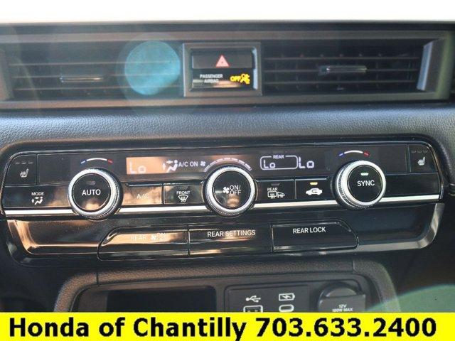 used 2025 Honda Pilot car, priced at $45,750
