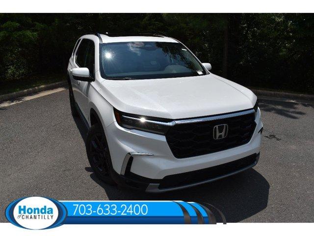 new 2025 Honda Pilot car, priced at $53,405
