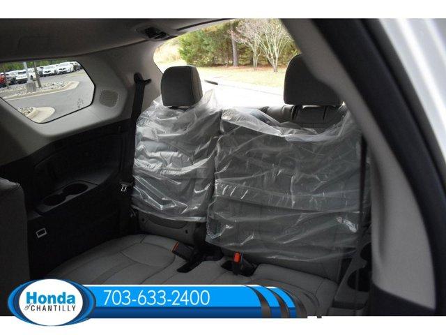 new 2025 Honda Pilot car, priced at $51,550