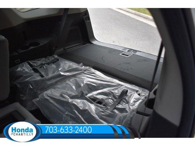 new 2025 Honda Pilot car, priced at $51,550