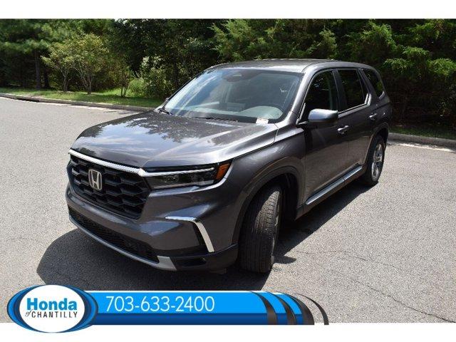 new 2025 Honda Pilot car, priced at $47,050