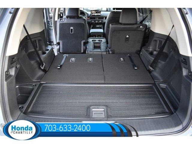 new 2025 Honda Pilot car, priced at $54,985