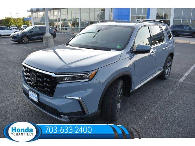 new 2025 Honda Pilot car, priced at $54,985