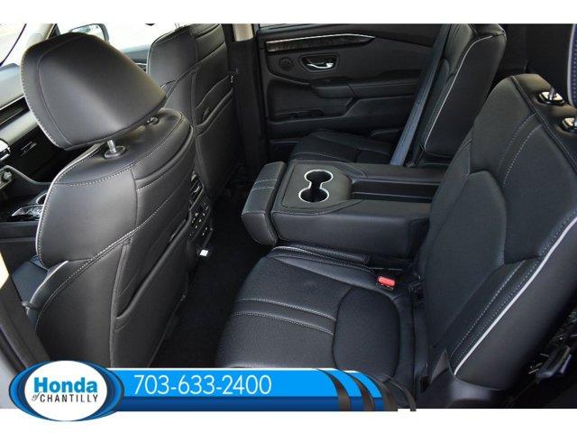 new 2025 Honda Pilot car, priced at $54,985