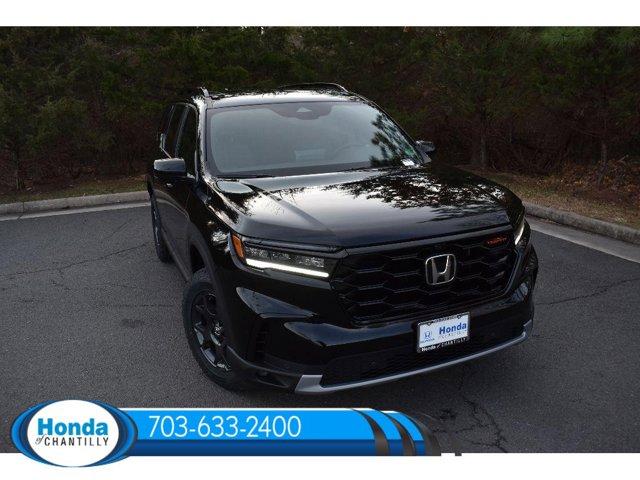 new 2025 Honda Pilot car, priced at $50,895