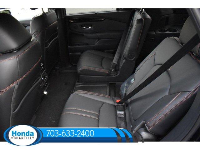 new 2025 Honda Pilot car, priced at $50,895