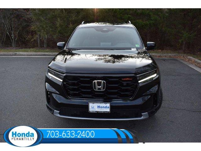 new 2025 Honda Pilot car, priced at $50,895