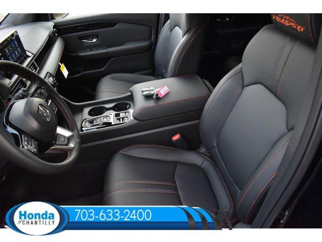 new 2025 Honda Pilot car, priced at $50,895