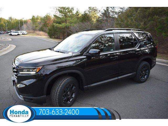 new 2025 Honda Pilot car, priced at $50,895