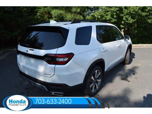 new 2025 Honda Pilot car, priced at $54,985