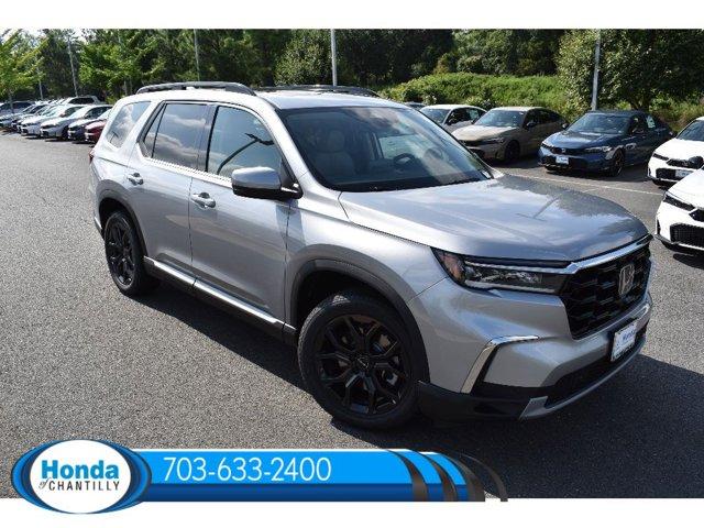 new 2025 Honda Pilot car, priced at $52,950