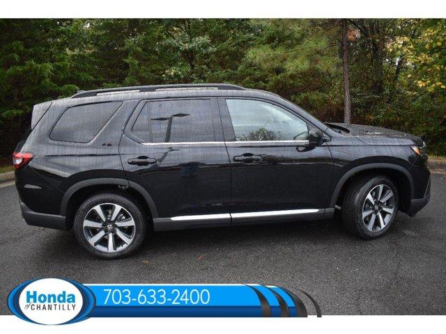 new 2025 Honda Pilot car, priced at $51,095