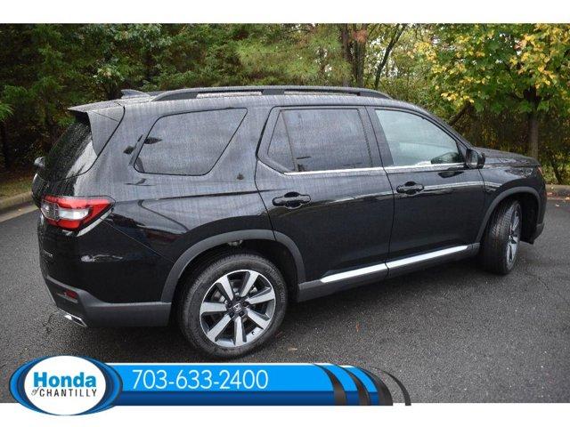 new 2025 Honda Pilot car, priced at $51,095