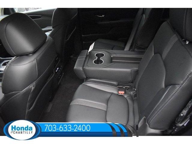 new 2025 Honda Pilot car, priced at $51,095