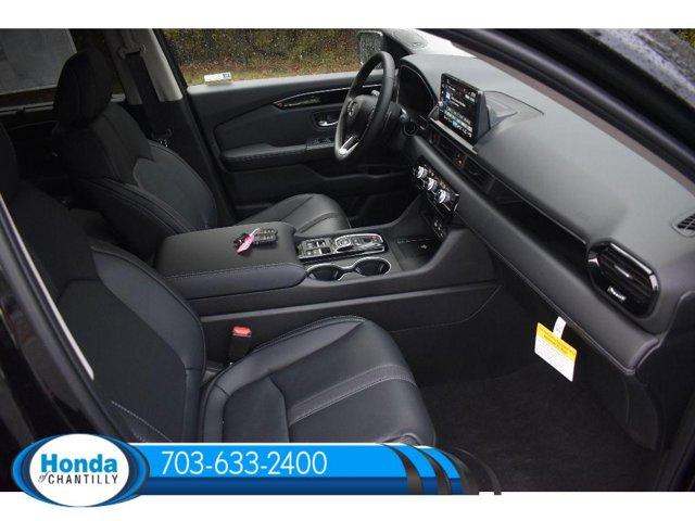 new 2025 Honda Pilot car, priced at $51,095