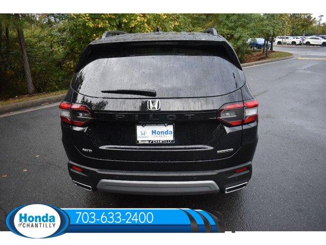 new 2025 Honda Pilot car, priced at $51,095