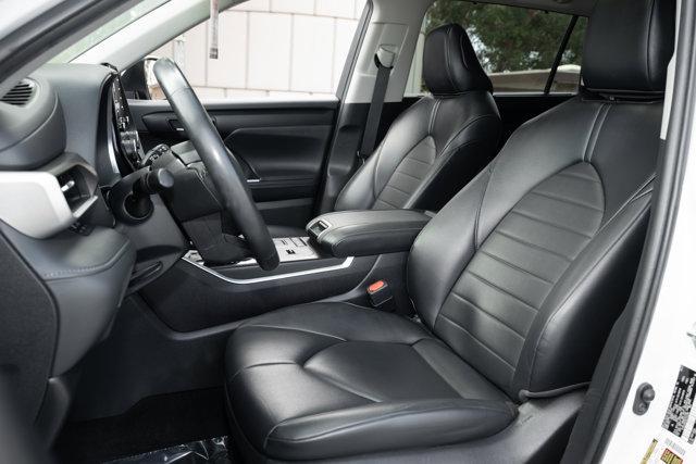 used 2022 Toyota Highlander car, priced at $29,988