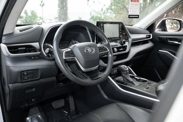 used 2022 Toyota Highlander car, priced at $29,988