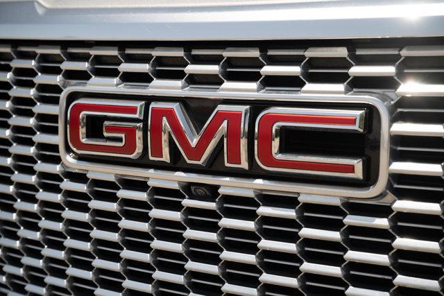 used 2023 GMC Yukon car, priced at $52,488
