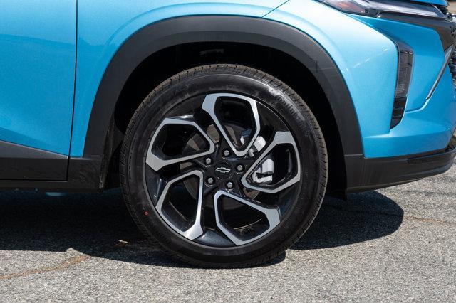 new 2025 Chevrolet Trax car, priced at $24,934