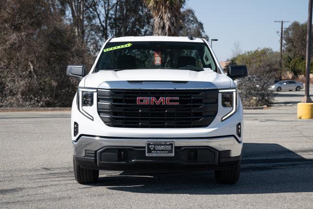 new 2025 GMC Sierra 1500 car, priced at $44,554