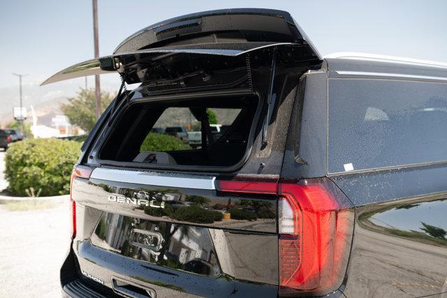 new 2025 GMC Yukon XL car