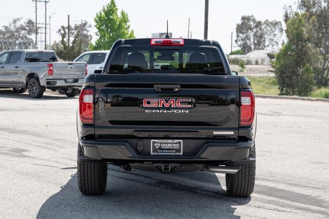 new 2024 GMC Canyon car