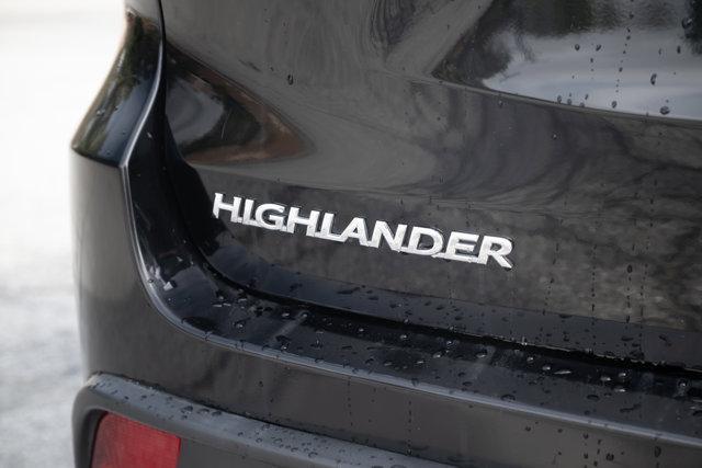 used 2019 Toyota Highlander car, priced at $24,199