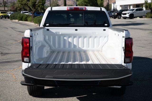 new 2025 Chevrolet Colorado car, priced at $33,395