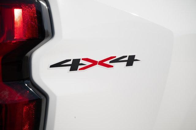 new 2025 Chevrolet Colorado car, priced at $33,395