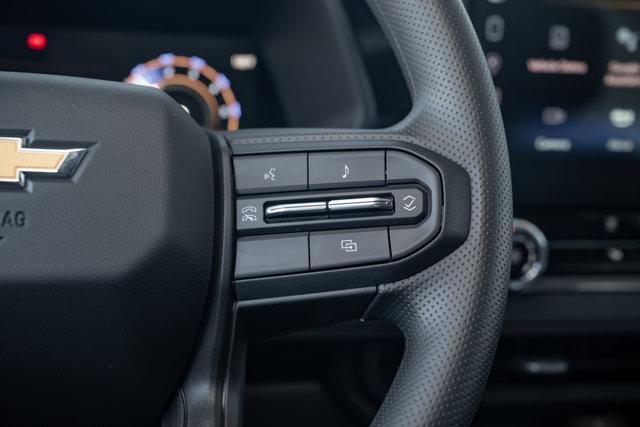 new 2025 Chevrolet Colorado car, priced at $33,395