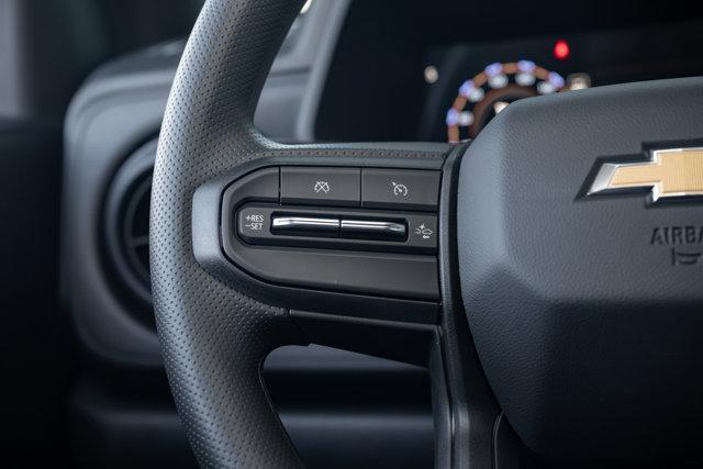 new 2025 Chevrolet Colorado car, priced at $33,395