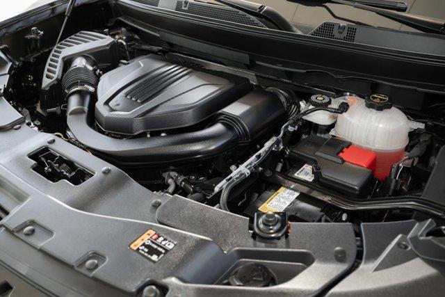 used 2025 GMC Acadia car, priced at $39,988