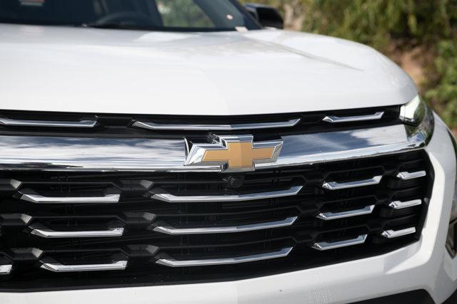 new 2026 Chevrolet Equinox car, priced at $31,325