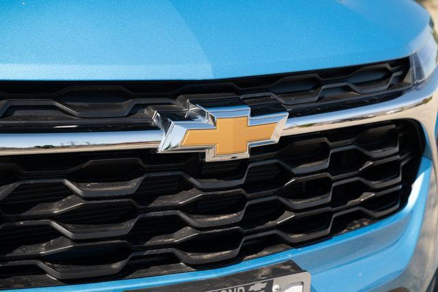 used 2025 Chevrolet Trax car, priced at $22,988