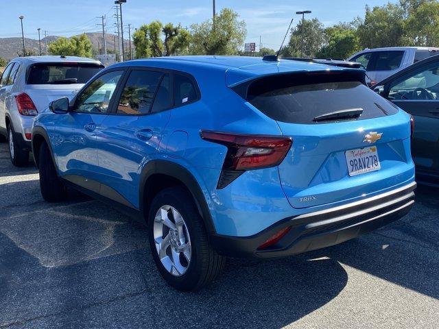 used 2025 Chevrolet Trax car, priced at $22,988