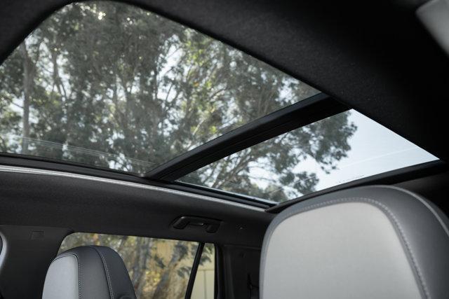 new 2026 Chevrolet Equinox car, priced at $36,104