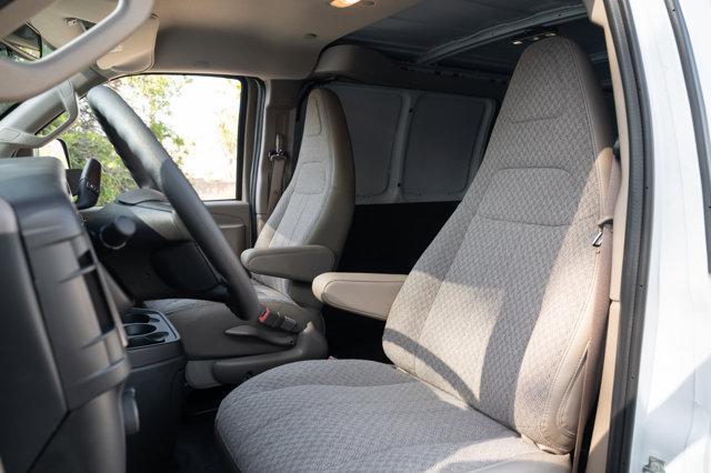 new 2024 Chevrolet Express 2500 car